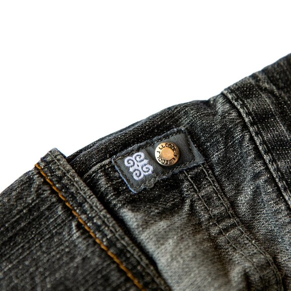 LL Cool J Jeans - Picture 3 of 8